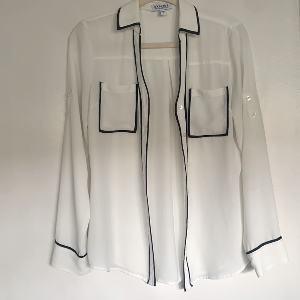 EXPRESS white and black blouse